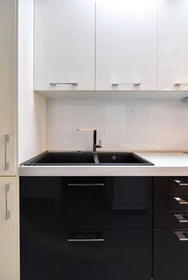 Excellent Apartment Luxuriously Renovated Лариса Екстериор снимка