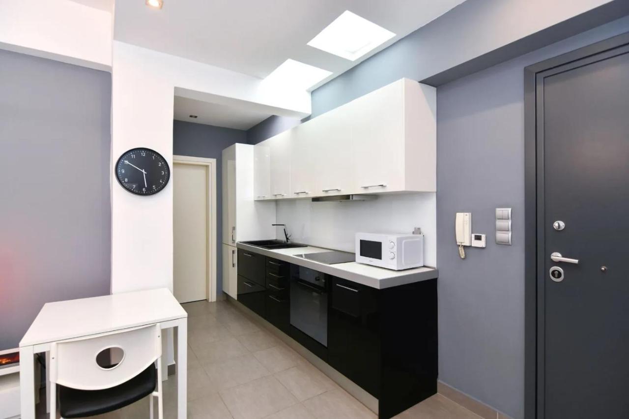 Excellent Apartment Luxuriously Renovated Лариса Екстериор снимка